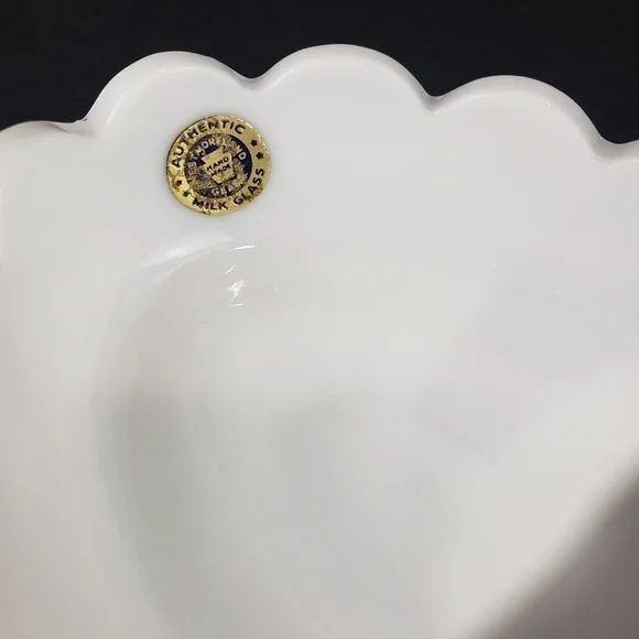 Westmoreland Milk Glass Basket Roses and Blue Vine Grapes Candy Dish Vintage - Picture 9 of 16